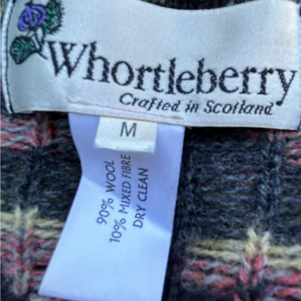 WHORTLEBERRY Made in Scotland colorful patterned sweater coat - size M